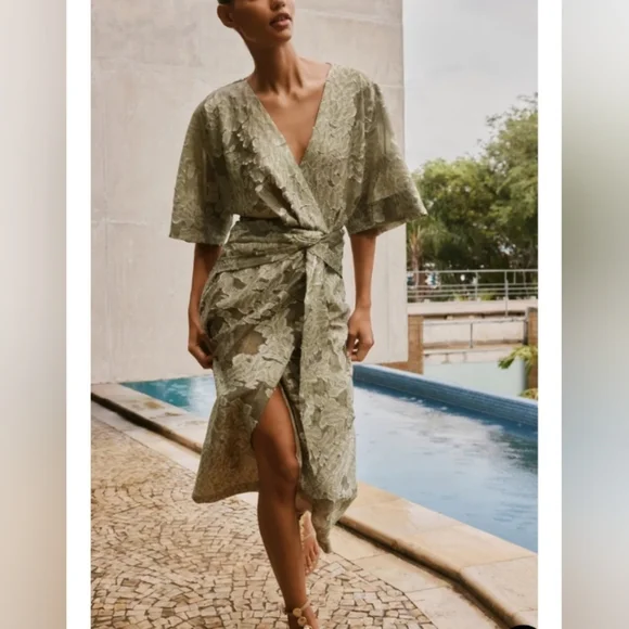 Zara Textured Draped Dress - Picture 3 of 8